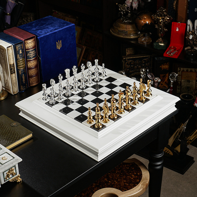 Шахматный набор "Winning Move" с деревянной доской и фигурками с позолотой и посеребрением от ITALFAMA