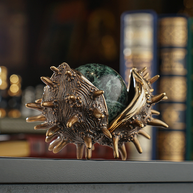 Author's sculpture "Chestnut" by the Oziumenko Brothers