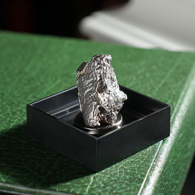 Сертифікований метеорит "Aletai USAI  0075", 26,49 г (Південно-Східна Азія)