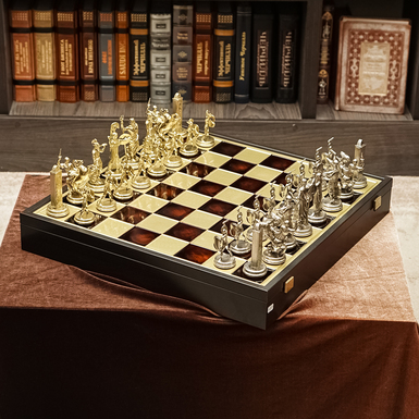 Шахматы от Manopoulos 