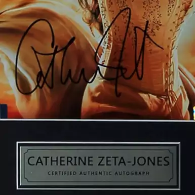 аутентичный автограф кэтрин зеты джонс в раме