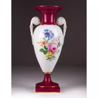эксклюзивная фарфоровая ваза