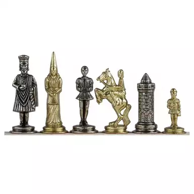 шахматные фигурки из латуни и никеля