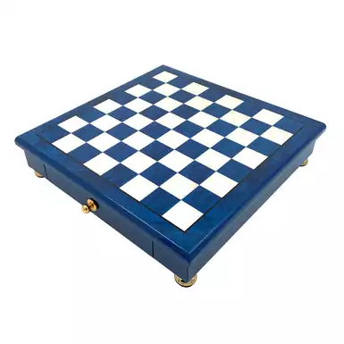 шахматная доска бело синяя из дерева