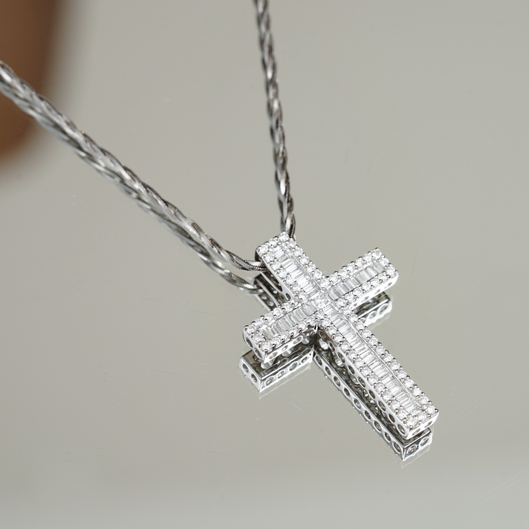 Ланцюжок та хрестик із білого золота з діамантами "Cross"