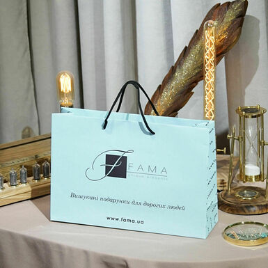 Fama presents gift bag