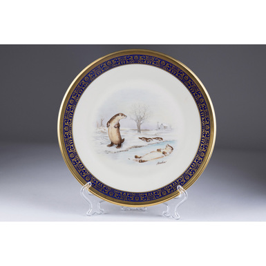 a pair of collectible plates as a gift