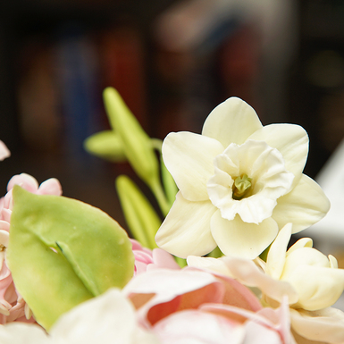 порцелянові квіти