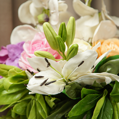 квіти з порцеляни