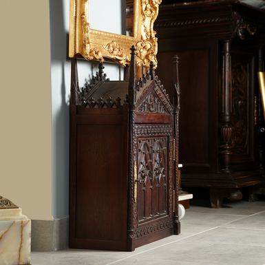 купити антикварну шафу в україні