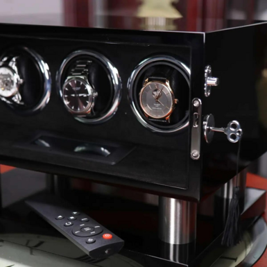 скринька для годинника з пультом