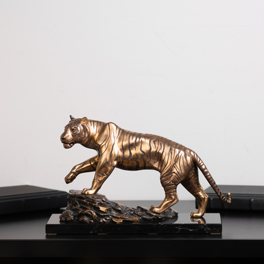 бронзовая скульптура тигра