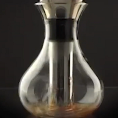 wow video Eva Solo - teapot "Tea Maker" in a black neoprene case