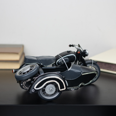 Металева модель мотоцикла