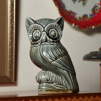 figurine owl