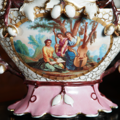 vase-pot made of porcelain