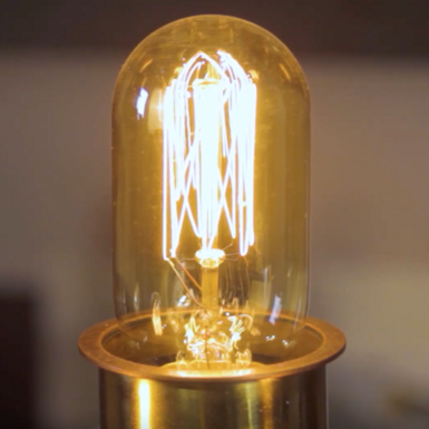 wow video Настольный светильник в стиле стимпанк "Газовый фонарь" от А. Дидковской