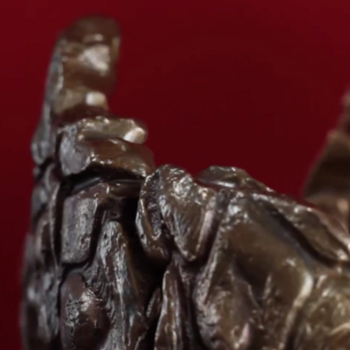 wow video Скульптура "Орех" от братьев Озюменко