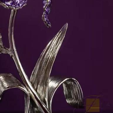 wow video Уникальная скульптура «Ирис» от Петра Озюменко