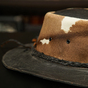 шляпа из кожи бизона