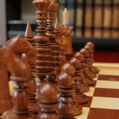 wow video KADUN - шахи «Барлейкорн» (світлі)