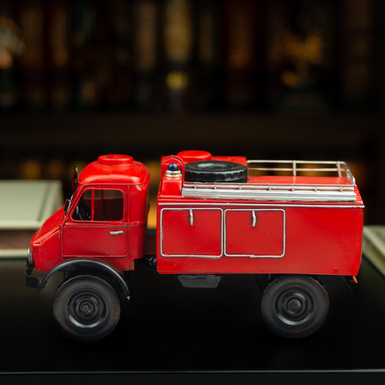 модель пожарного автомобиля фото