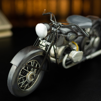 Модель мотоцикла из металла фото