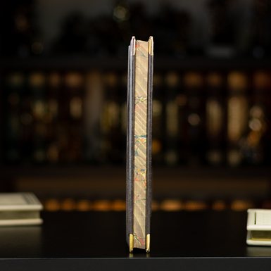 купить книгу в магазине подарков фото