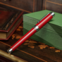 красная ручка фото