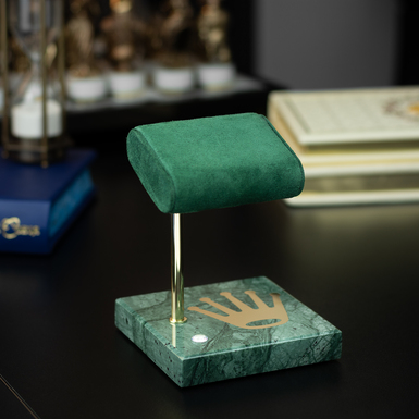 Роскошная подставка для наручных часов фото