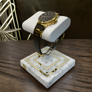 exclusive watch stand photo