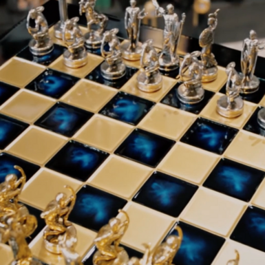 wow video Manopoulos Chess set "The exploits of Hercules"