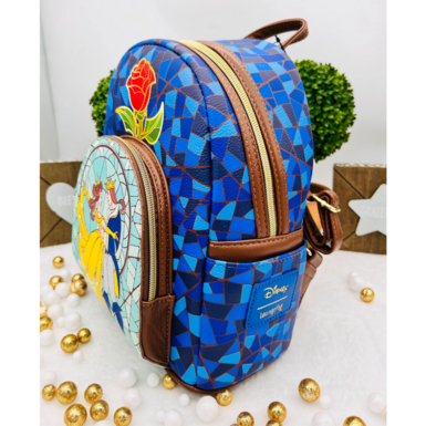 Backpack with paiting photo