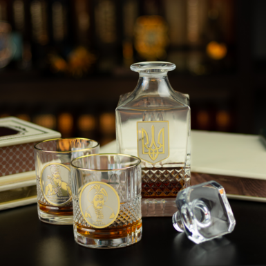 Посуд на подарунок фото