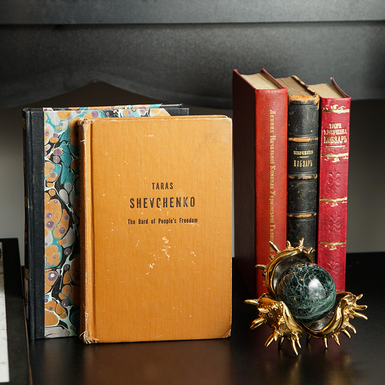 раритетная книга фото