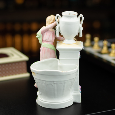 Вигляд ззаду фото