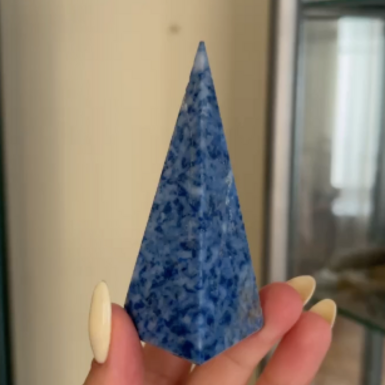 wow video Піраміда з лазуриту "Sky Stone" від Stone Art Design (78 г)