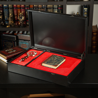 антикварна книга фото