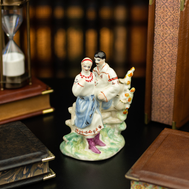 Porcelain figurine "Ukrainian couple" photo