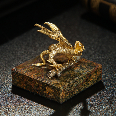 Cтатуэтка "Фантастический дракон" с позолотой фото