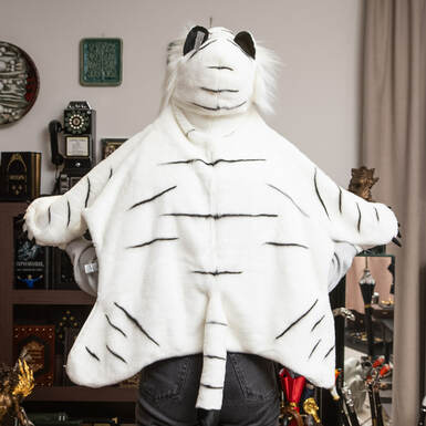 children's cape in the shape of a white tiger photo