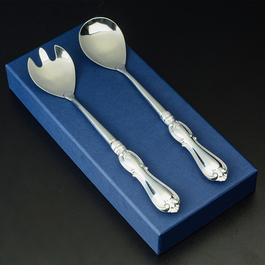 комплект столовых приборов в подарок фото
