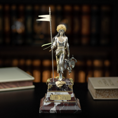 дівчина з прапором фото