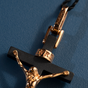 мужской золотой крестик фото