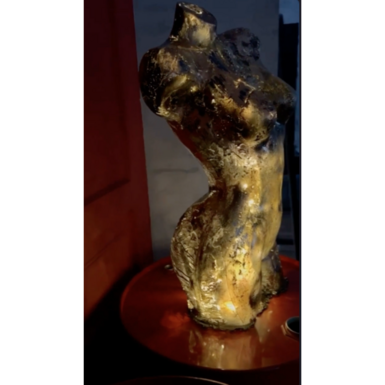 wow video Figurine "Golden Siren" by Mod-Art decor