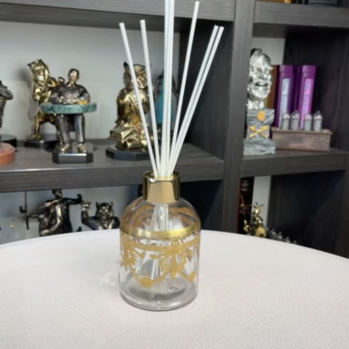wow video Aroma diffuser made of crystal and gold-plated brass «Elegance» (150 ml) with sticks from Сre Art
