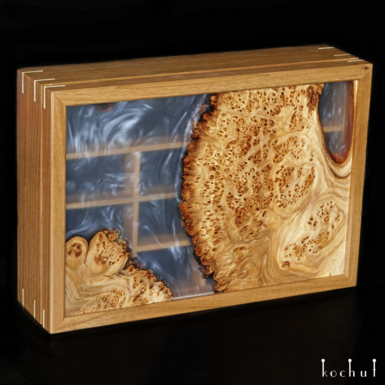 Дерев'яна скринька для прикрас ручної роботи "Дарум" від Kochut фото