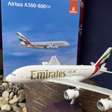 Gift figurine in the form of an airplane "Airbus A380-800 Emirates", scale 1:200 photo