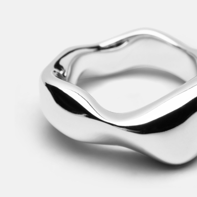 кольцо с оригинальным дизайном фото