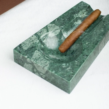 Пепельница прямоугольная ручной работы "Green Day" из зеленого мрамора от MARKAM.